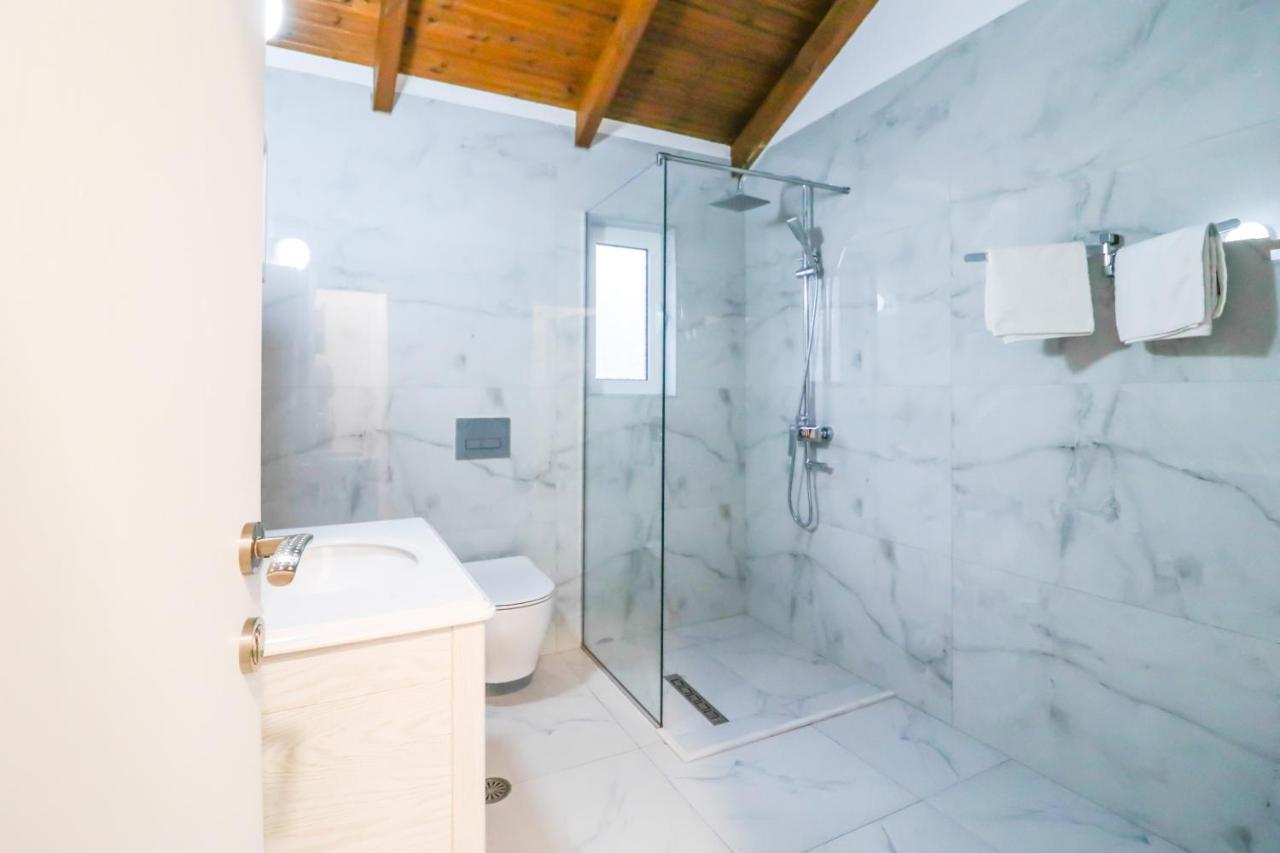Lido Apartments Химар Екстериор снимка
