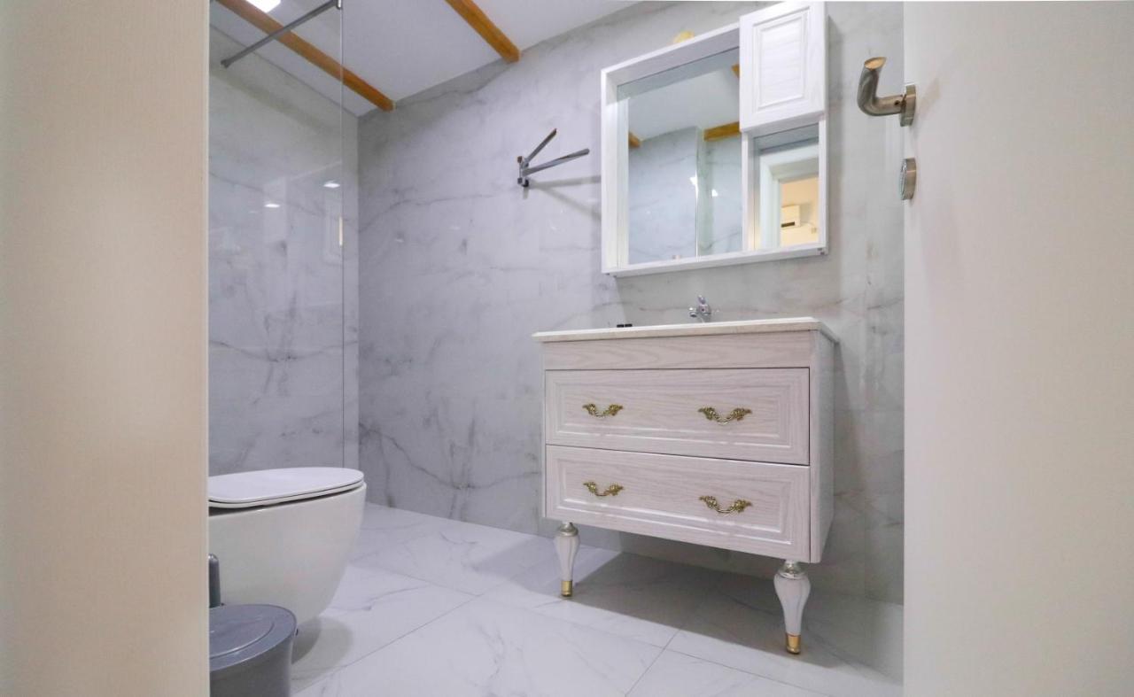 Lido Apartments Химар Екстериор снимка