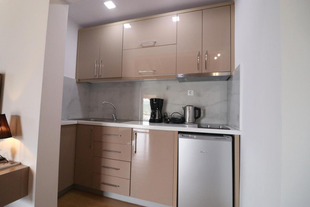 Lido Apartments Химар Екстериор снимка