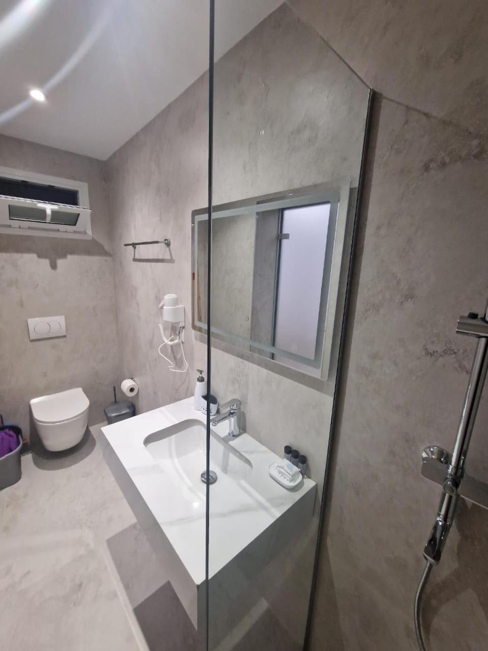 Lido Apartments Химар Стая снимка
