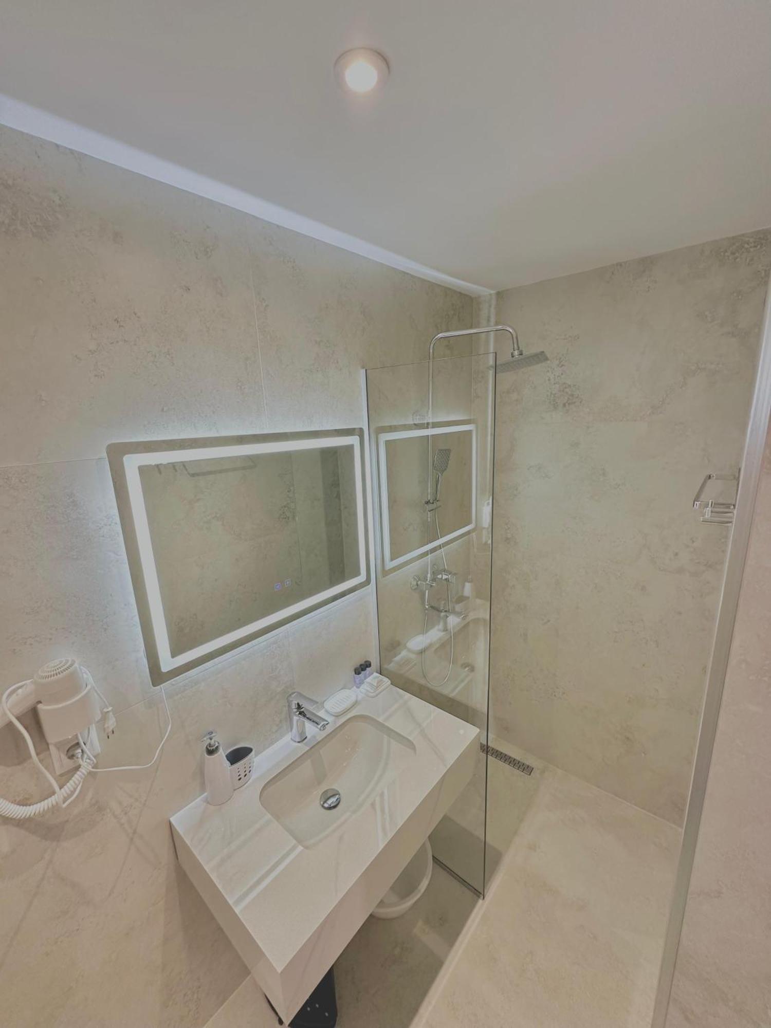Lido Apartments Химар Стая снимка