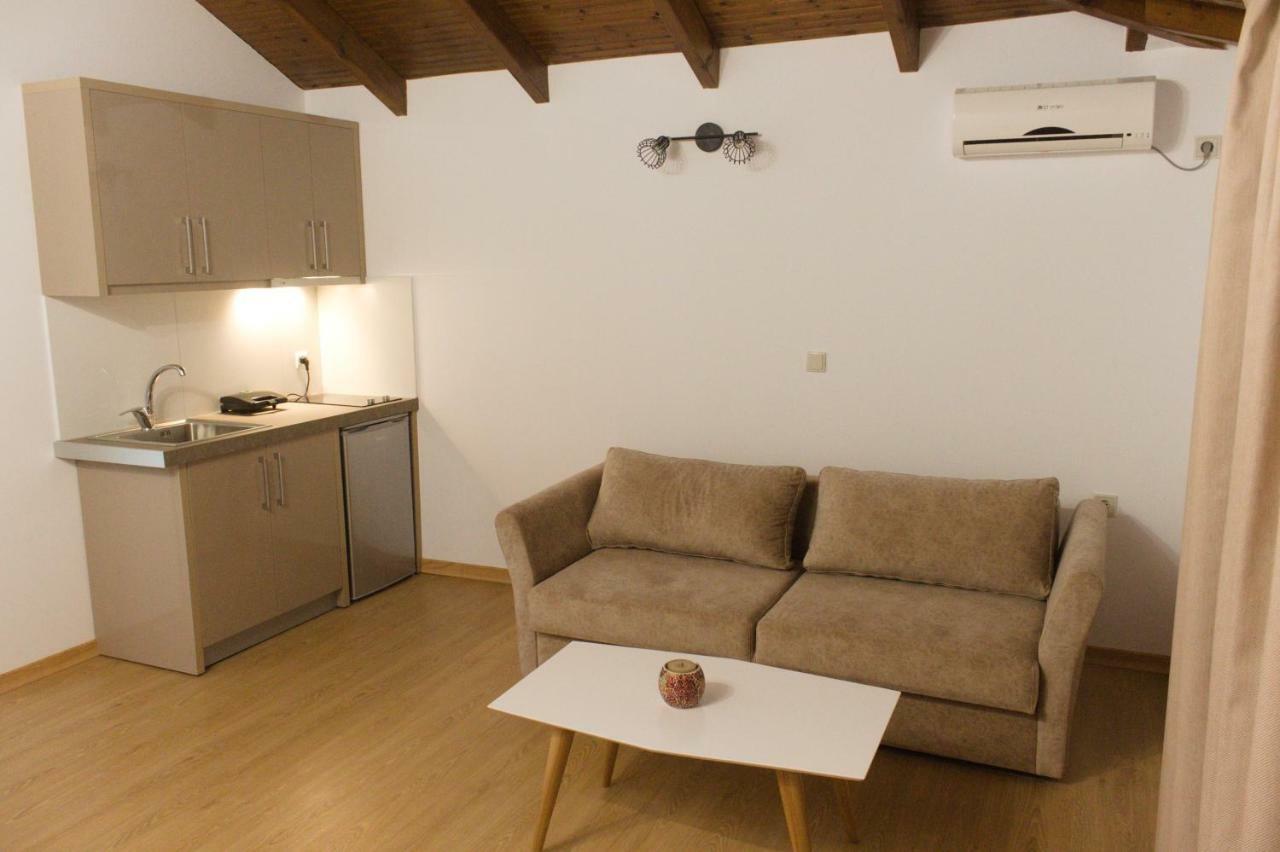 Lido Apartments Химар Екстериор снимка